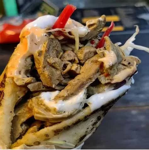 most-popular-egyptians-cuisine-shawarma