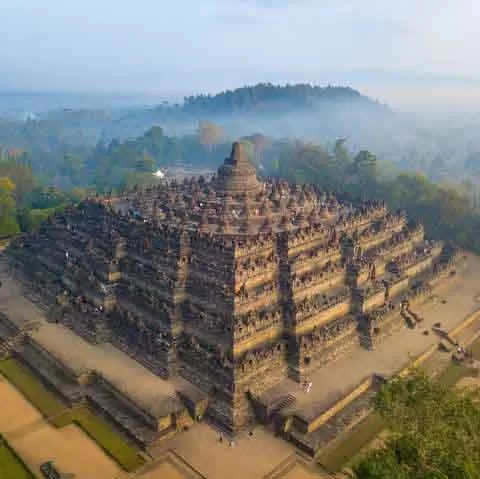 Inonesia-for-tourism-borobudur