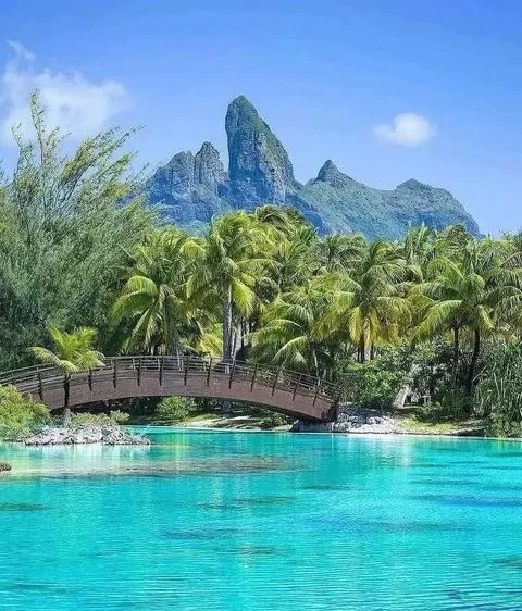 Is-Bora-Bora-a-Country-4