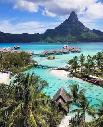 Bora-Bora-Overwater-Bungalow-11