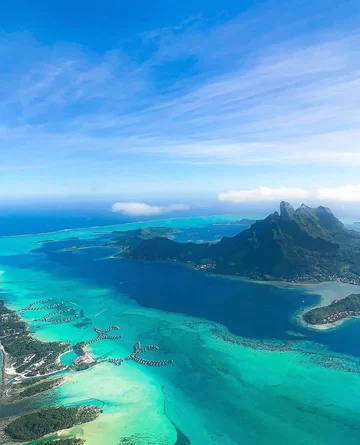 Bora-Bora-Overwater-Bungalow-14