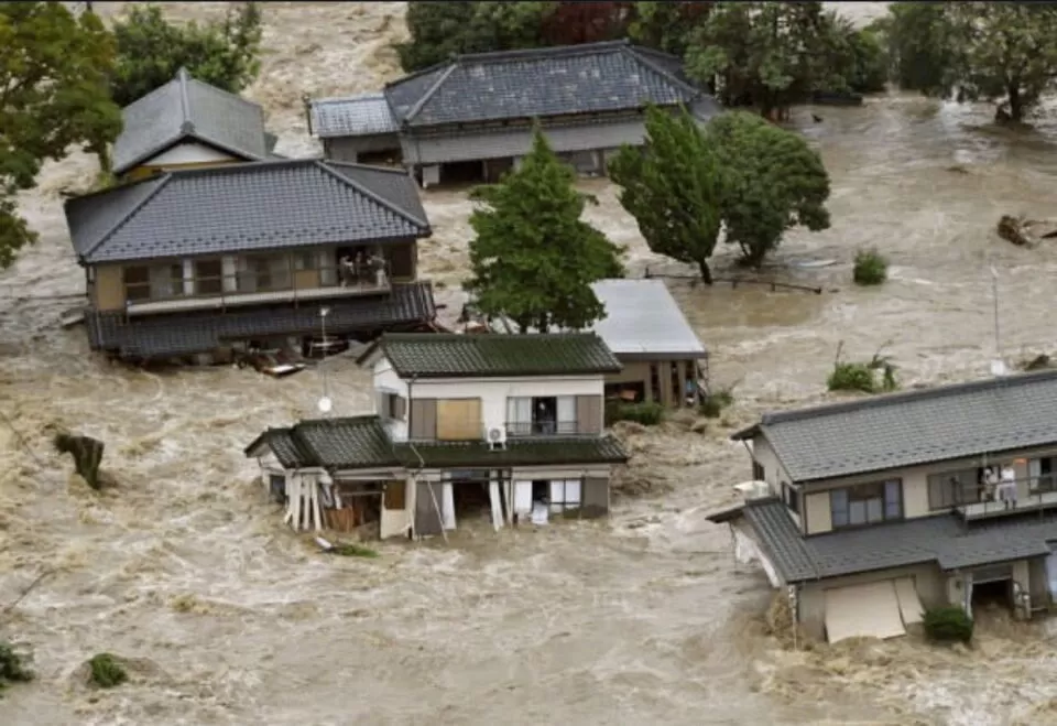 Japan Typhoon Shanshan